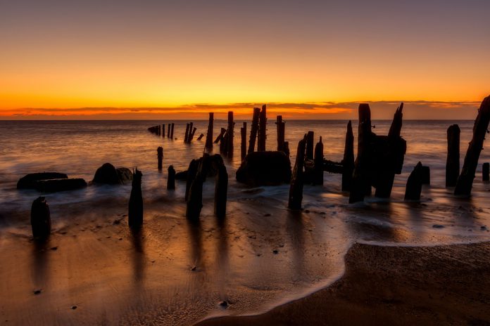 spurn-point-3010549_960_720