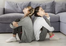 Jak rozwiązywać konflikty między dziećmi? Poznaj skuteczne sposoby na budowanie porozumienia Jak rozwiązywać konflikty między dziećmi? Poznaj skuteczne sposoby na budowanie porozumienia