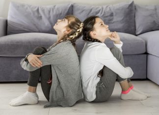 Jak rozwiązywać konflikty między dziećmi? Poznaj skuteczne sposoby na budowanie porozumienia Jak rozwiązywać konflikty między dziećmi? Poznaj skuteczne sposoby na budowanie porozumienia